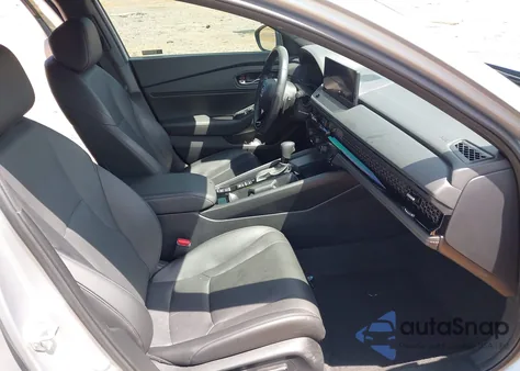 2023 Honda Accord Hybrid Sport-L z USA, uszkodzony, nr VIN 1HGCY2F78PA028396